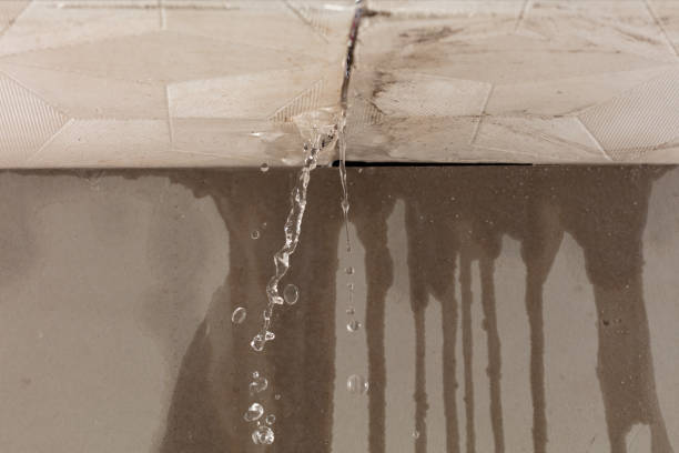 Professional Commercial Water Damage Restoration technician working in Corona Del Mar, CA